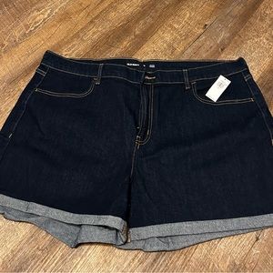 Old navy mid rise wow jean shorts